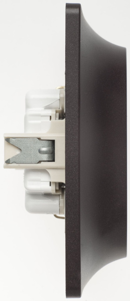 Купить Systeme Electric Glossa Шоколад Розетка 2-ая с/з со шторками, 16А (в сборе)