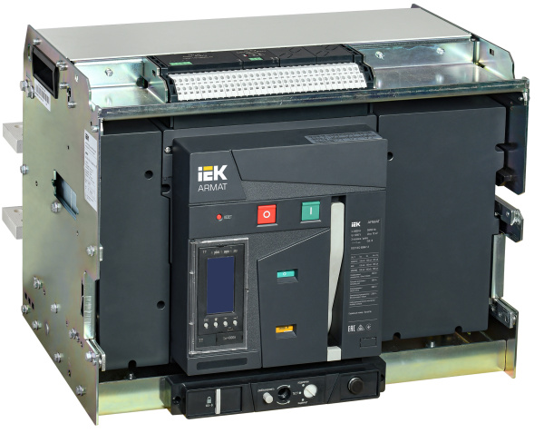 IEK ARMAT Автоматический выключатель воздушный выдвижного исполнения 3P G 135кА 4000А TT с акс.