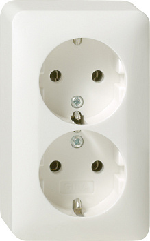 Gira Бел Розетка двойная с/з 16А IP20 078013