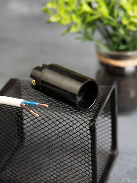 Купить EKF PROxima Патрон карболитовый подвесной Е14 черн. без наклейки LHC-E14-s