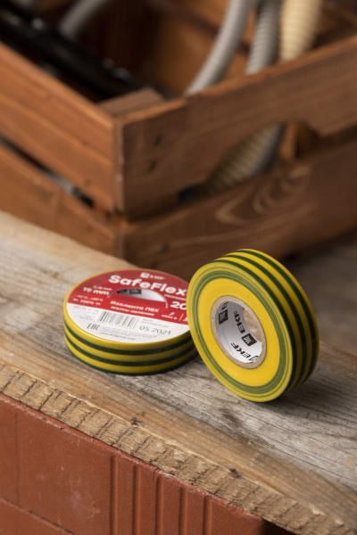Купить EKF PROxima Изолента ПВХ желто-зеленая 19мм 20м серии SafeFlex