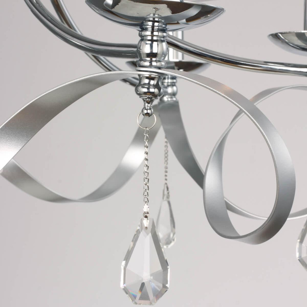 Купить Favourite подвесная люстра каркас цвета серебряный с хромом, плафоны из белой ткани, декоративные элементы из прозрачного хрусталя 2597-6P