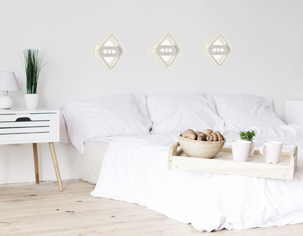 Купить Ambrella Настенный светодиодный светильник с хрусталем FA225 WH белый LED 6400K+3000K/4200K 24W 200*200*40