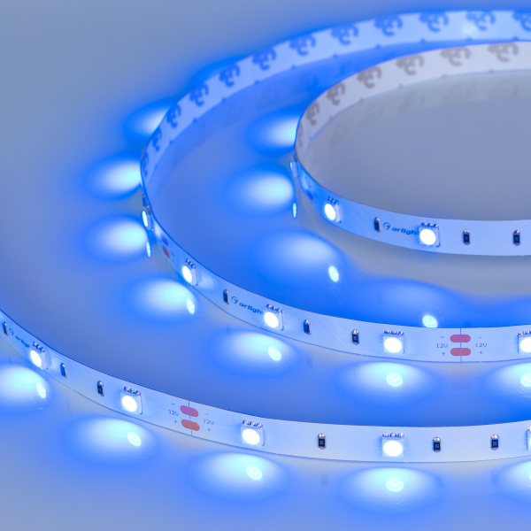 Купить Arlight Светодиодная лента RT 2-5000 12V Blue (5060, 150 LED, LUX) (7.2 Вт/м, IP20) 010592