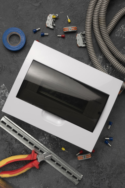 Купить EKF PROxima Щит распред. встраиваемый ЩРВ-П-12 IP41