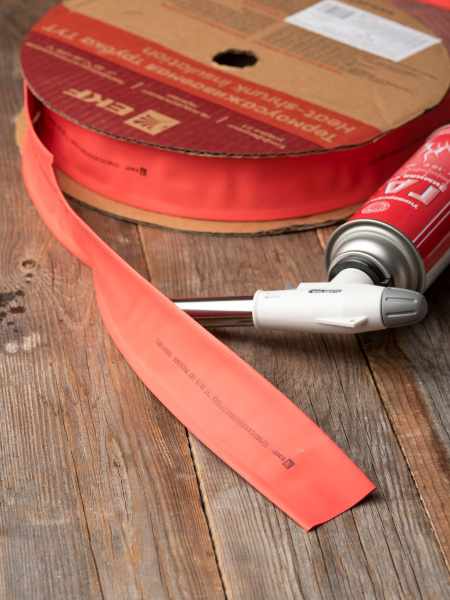 Купить EKF PROxima Термоусаживаемая трубка ТУТ нг 30/15 красная рулон