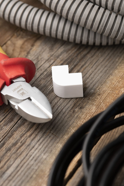 Купить EKF PROxima Угол внешний (16х16) (4 шт) Plast Белый