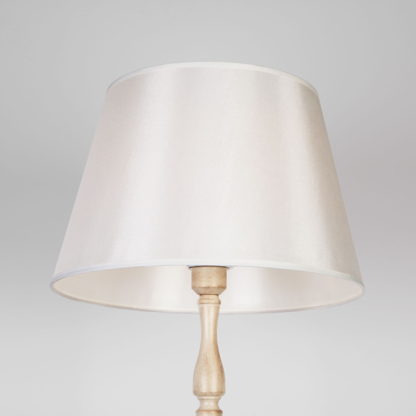 Купить Eurosvet Торшер классический с абажуром 01088/1 белый с золотом a056787