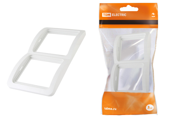 TDM Рамка 2-ая вертикальная белая "Валдай" SQ1804-0018