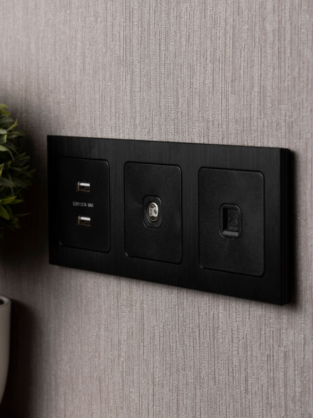 Купить EKF PROxima Стокгольм Черный Металл Рамка 3-ая