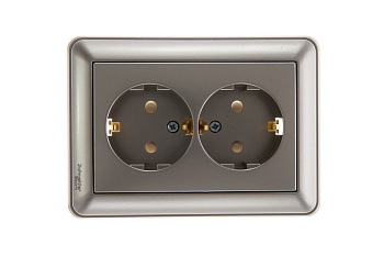 SE Wessen 59 Шампань Розетка 2-ая с/з с защитными шторками (в сборе, с рамкой) RS16-255-48