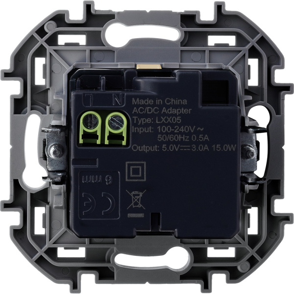 Купить Legrand INSPIRIA Слоновая кость Зарядное устройство с двумя USB-разьемами A-C 240В/5В 3000мА 673761