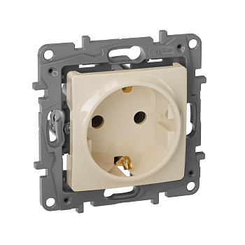 Legrand Etika Слоновая кость Розетка с/з, винтовые клеммы 672321