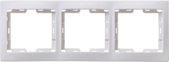 IEK KVARTA РГ-3-КБ Рамка 3местн. горизонт. (белый)