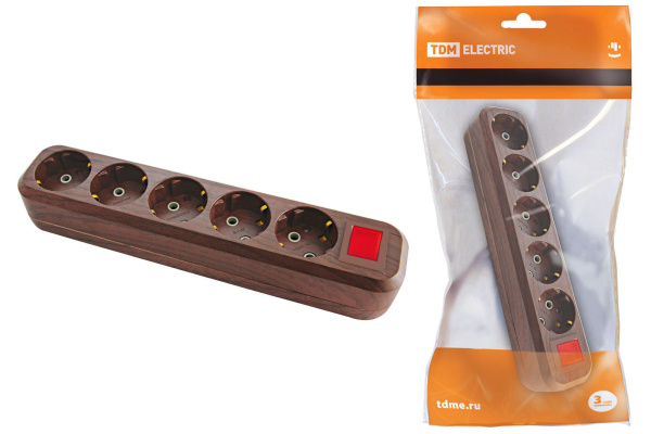 TDM Колодка розеточная 5 гнезд 2П+3 с выключателем16А 250В "Эко" (бук) SQ1806-0069