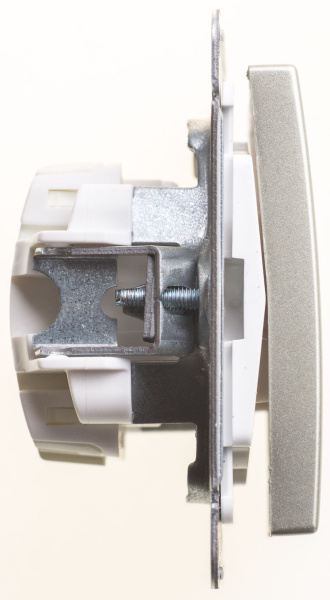 Купить SE Wessen 59 Матовый хром Переключатель 1-клавишный, 10АХ VS610-156-5-86