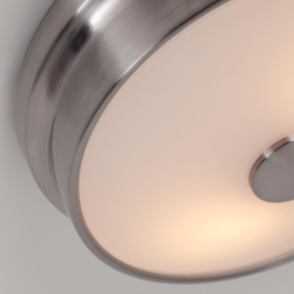 Купить Favourite Classic потолочный светильник каркас цвета никель, плафон из белого матового стекла 2691-2C