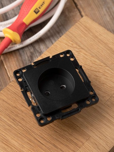 Купить EKF PROxima Стокгольм Черный Розетка б/з, со шторками, 10А