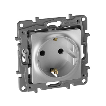 Legrand Etika Алюминий Розетка с/з, винтовые клеммы, 16А, 250 В 672421