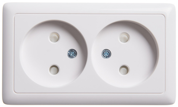 Systeme Electric Wessen ХИТ наруж Бел Розетка 2-ая б/з со шторками, 16А