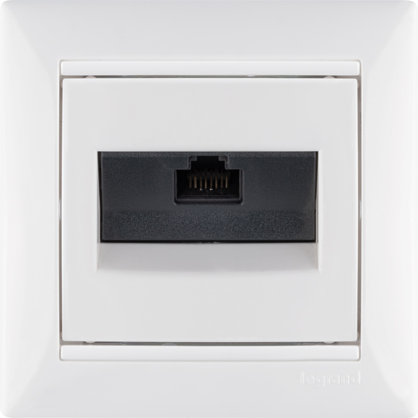 Купить Legrand Valena Бел Розетка комп(RJ45) 1-ая 5кат.крепление винт.(без лапок) 774238