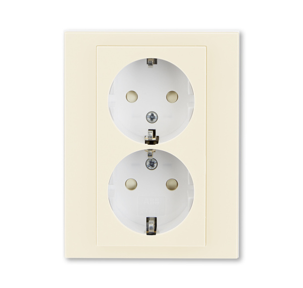ABB EPJ Levit слоновая кость / белый Розетка двойная с заземл, со шторками 2CHH223457C6017
