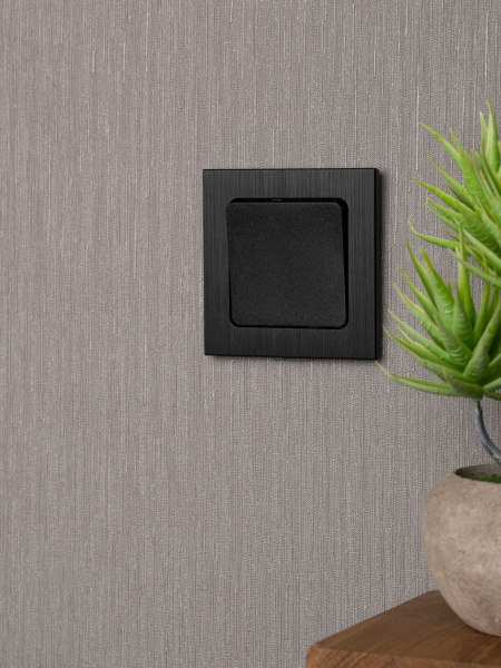 Купить EKF PROxima Стокгольм Черный Выключатель проходной 1-кл, 10А ,винт.клеммы