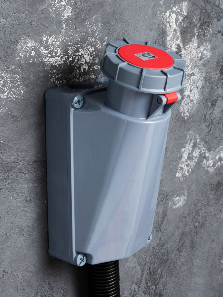 Купить EKF PROxima Розетка стационарная наружная 1452 3Р+РЕ+N 125А 380В IP67