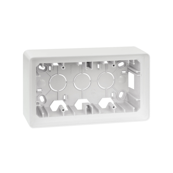 Simon 82 Detail Белая Коробка наружной установки 2-ая 8200760-030