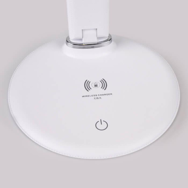 Купить Ambrella Светодиодная настольная лампа с беспроводной зарядкой DE520 WH белый LED 3000-6400K 8W