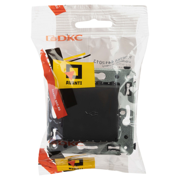 Купить DKC Розетка с крышкой в стену, 2P+E, с з/ш, "Avanti", "Черный матовый"