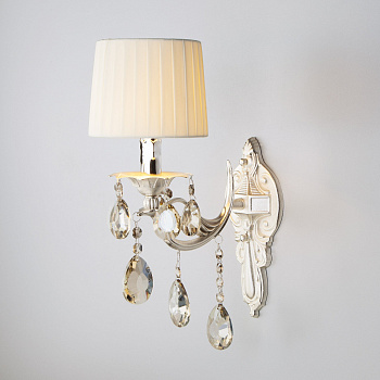 Eurosvet Серебряное бра с абажуром 10098/1 серебро/тонированный хрусталь Strotskis a043827