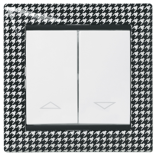 Купить Legrand Valena Гусиные лапки Рамка 1-ая 770420