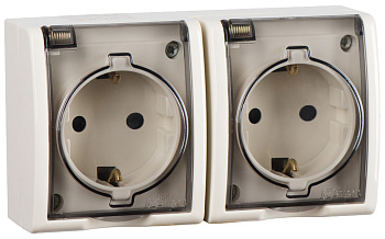 Simon 15 Aqua Бежевая Розетка 2-ая с/з с крышкой с защитными шторками наружная, IP54 1594443-031