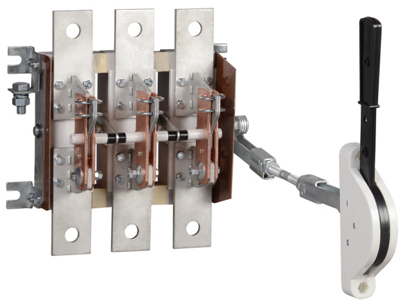 IEK Разъединитель РЕ19-39-31140 630А