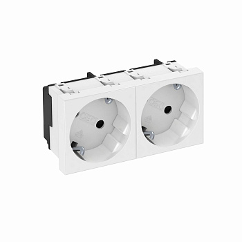 OBO Bettermann Розетка силовая 33° двойная 2х2К+З, 2 модуля Modul45, 45х90 мм, со шторками 16А 250В белая 6120102