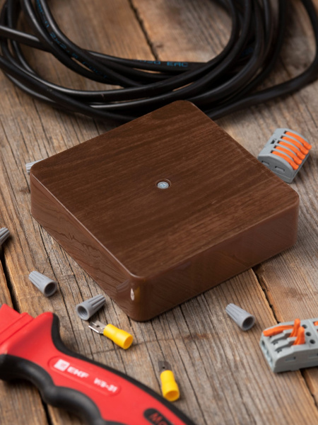 Купить EKF PROxima Коробка разветвительная КМР-030-032кг (100х100х28) с клеммником тёмное дерево