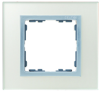 Simon 82 Nature Серебро/Алюминий/Стекло Рамка 3-ая 82937-62