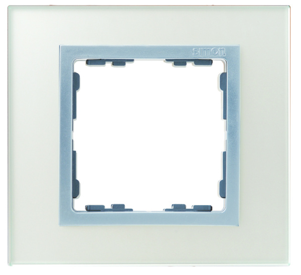 Simon 82 Nature Серебро/Алюминий/Стекло Рамка 3-ая 82937-62