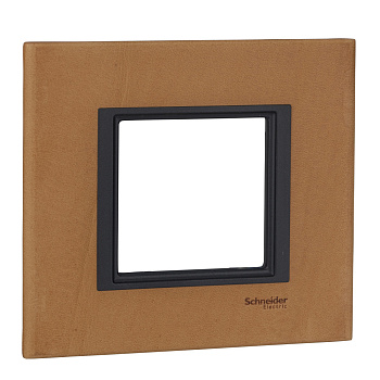 SE Unica Class Светлая Кожа Рамка 1-ая MGU68.002.7P1