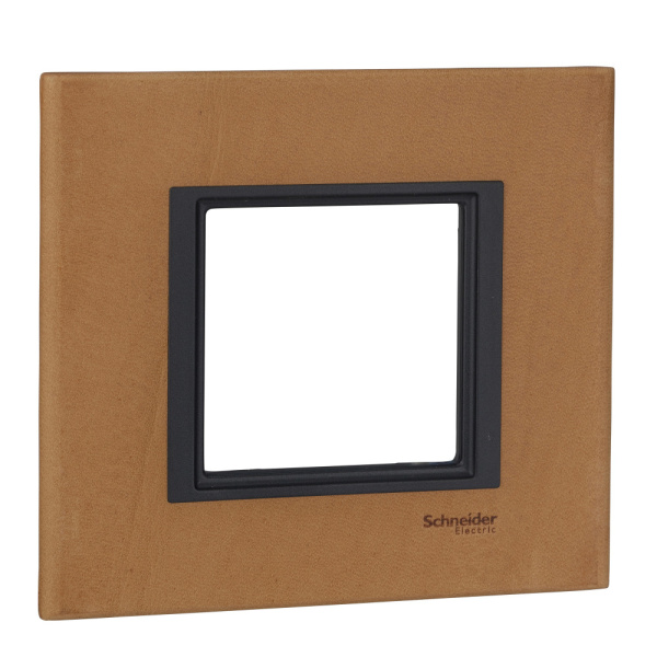 SE Unica Class Светлая Кожа Рамка 1-ая MGU68.002.7P1