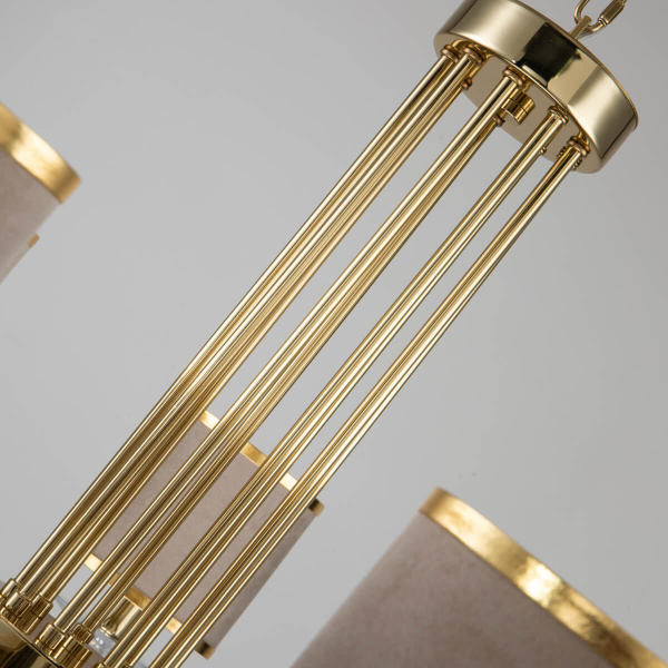 Купить Favourite Classic подвесная люстра каркас цвета латунь, абажуры из бежевой бархатистой ткани с золотой тесьмой 2689-9P