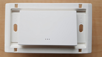 Anam Legrand e-Fren Выключатель 1-кл. с ПОДСВЕТКОЙ, ПРОХОДНОЙ, белый 853015