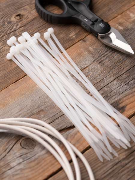 Купить EKF Basic Хомут нейлоновый (3,6х150) (100шт.)