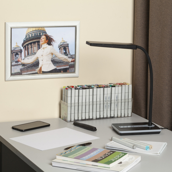 ЭРА NLED-446-9W-BK Черный Настольный светильник