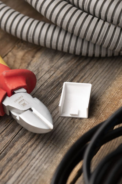 Купить EKF PROxima Заглушка (25х25) (4 шт) Plast Белый