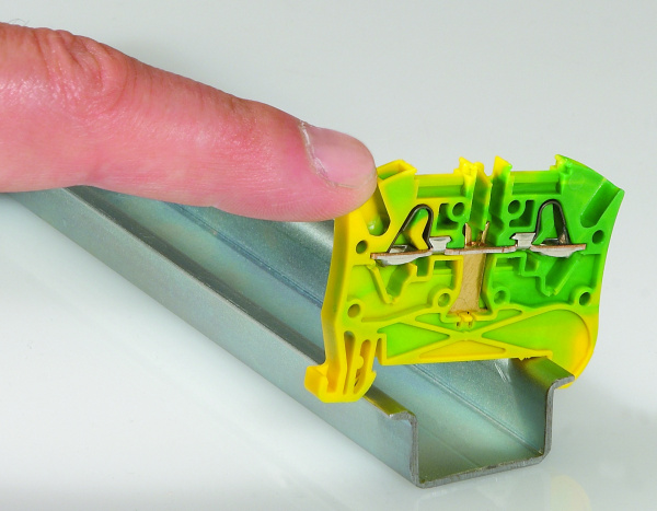 Купить Legrand Viking Клемма пруж. 4х5, заземление 037270