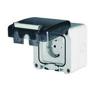 DKC Розетка настенная. Защита IP66 с вставленной вилкой