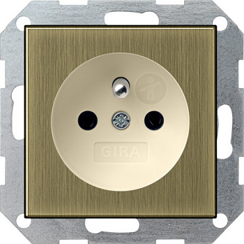 Gira Розетка с заземляющим штифтом и с затвором (shutter) и символом 0485613