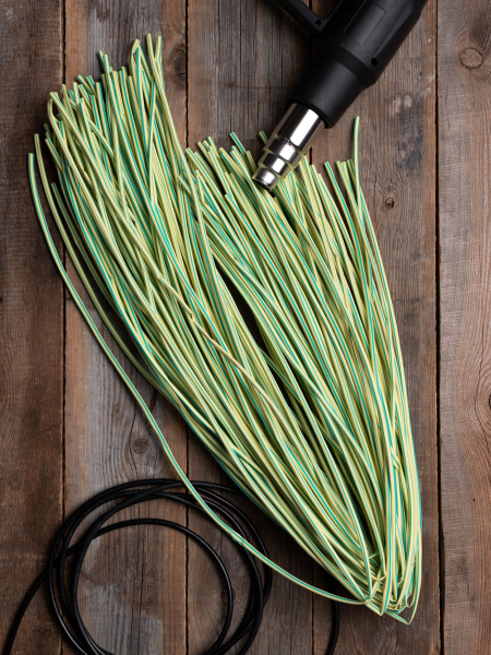 Купить EKF PROxima Термоусаживаемая трубка ТУТ нг 4/2 желто-зеленая в отрезках по 1м